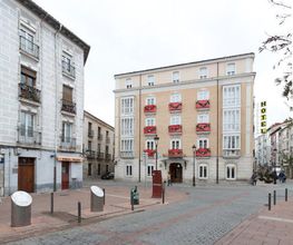 hotel-norte-y-londres-fachada-01.jpg