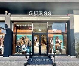 GUESS immagine 1