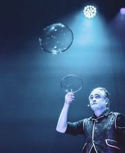 Stephan Masur Wunderbare Seifenblasen Bild 12