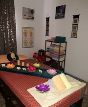 Arissara Thaimassage, Massageliege