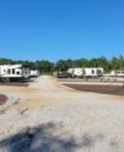 Basecamp RV Park Hartwell image 3