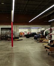 Crash Champions Collision Repair Kansas City 103rd image 13