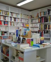Librairie Des 5 Continents image 2
