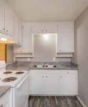 Wilshire Apartments image 1