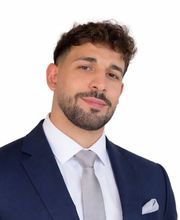 portraitSq