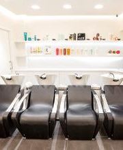 Salón Llongueras - Peluquería y Estética Madrid imagen 2