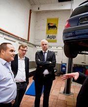 TÜV SÜD Kfz Prüfstelle Bild 3