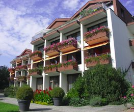 Genossenschaft Alterswohnheim Bild 1