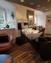 Jackis Haar Atelier Bild 8