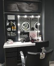 Salón Llongueras - Peluquería y Estética Pamplona imagen 2