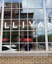 You deserve the best – treat yourself to an unforgettable evening of hand-cut steaks, fresh seafood and signature cocktails