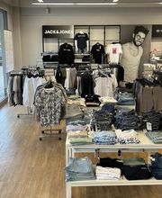 AWG Mode Center Gröbenzell Bild 6