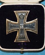 Heinrich Militaria Bild 1