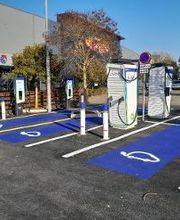 bp pulse Charging Station image 3