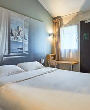 B&B HOTEL Cherbourg image 1