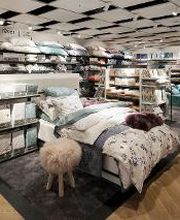 MANOR Sierre Bild 13