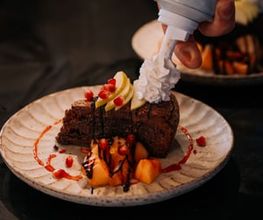 Cue Café Restaurant & Lounge Bar Bild 10