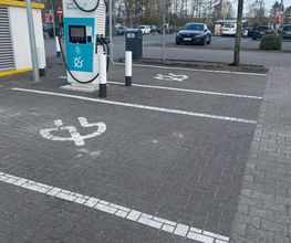 Shell Recharge Charging Station Bild 3