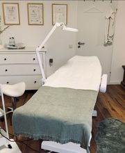 Katja Steinle - Less hair & care - dauerhafte Haarentfernung Bild 9