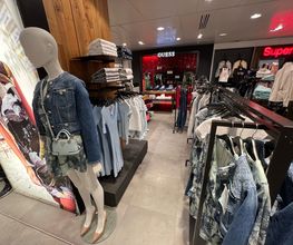 GUESS EL CORTE INGLÉS imagen 4