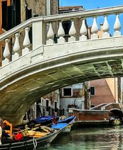 Venedig Italien:
Ausgebildete Italienischlehrer mit Erfahrung, 100% Muttersprachler 