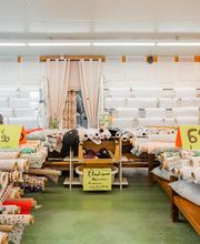 Marché Aux Tissus image 13