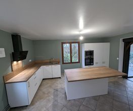 A & B Renov' image 3