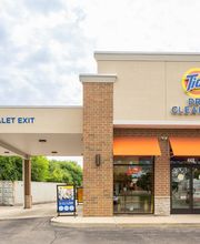 Tide Cleaners image 5