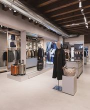 K-Way 33 Padova immagine 3