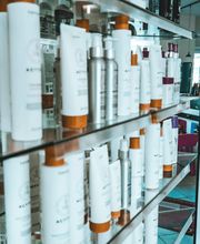 Black & White Coiffeur GmbH Bild 2