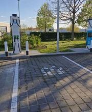 Shell Recharge Charging Station Bild 3