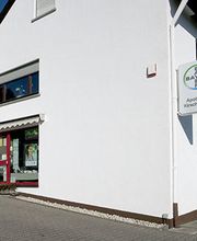 Aussenansicht der Apotheke Kirschweiler