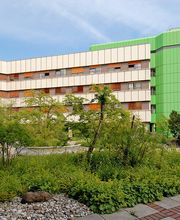 München Klinik Bogenhausen - Parkansicht