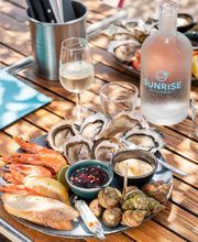 Sunrise Beach Hotel image 4