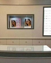 central-optica-recepcion-02.jpg