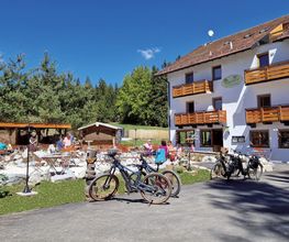 Pension & Biergarten.jpg