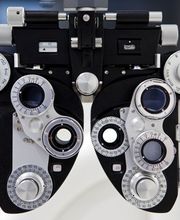 BRILLE + LINSE Bild 2