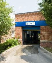 You can trust Splash In to get your car extra shiny and clean.