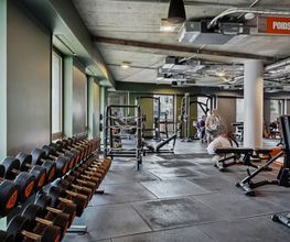 Basic-Fit 24/7 image 2