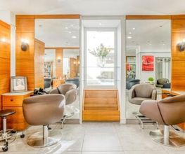 Le Coiffeur image 14