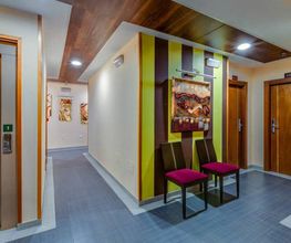 hotel-ciudad-de-martos-entrada-habitaciones-03.jpg