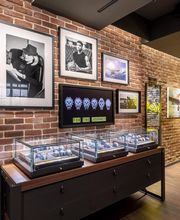 BREITLING BOUTIQUE PARIS RIVE GAUCHE image 8