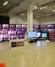 Voici l'univers image. Câblerie image et antennes.