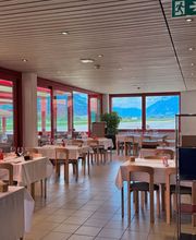 Terminal 60 - Restaurant de l'Aéroport Bild 3