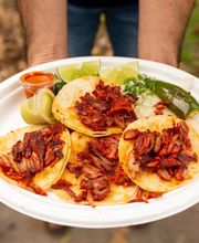 Taqueria El Arquito image 11