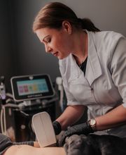 Behandlung mit BodyFX zur Fettreduktion/Fettverbrennung