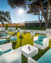 Breeze Gastro Pool Bar - Puerto Banús imagen 7