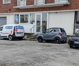 Rent A Car image 6
