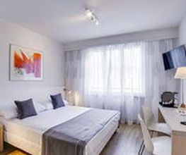 Hôtel des Arts Bild 3