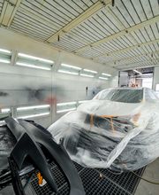 Crash Champions Collision Repair Huntley image 8